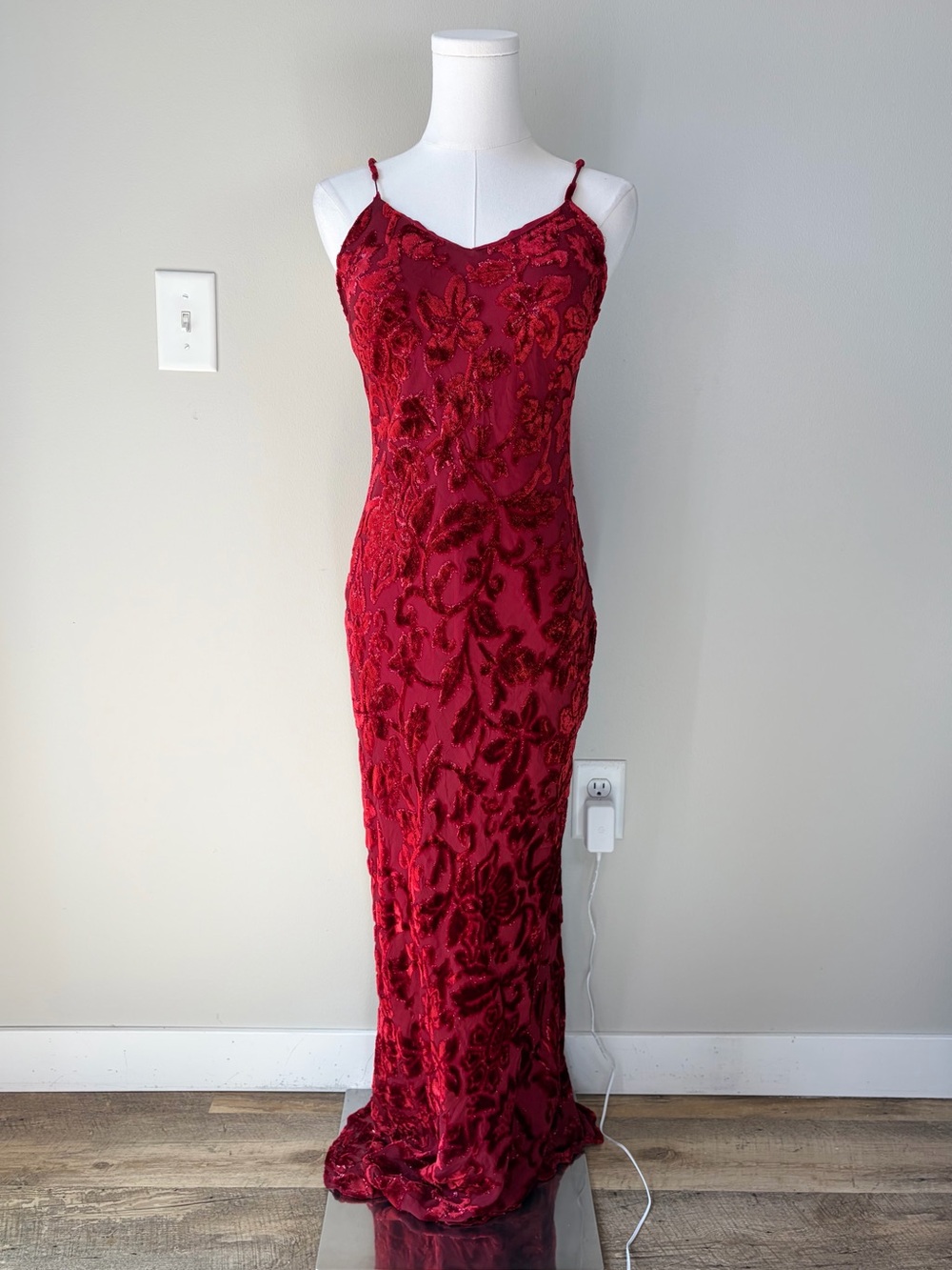 Vintage Mannequines USA Red 100% Silk Velvet Floral Maxi Dress Evening Gown